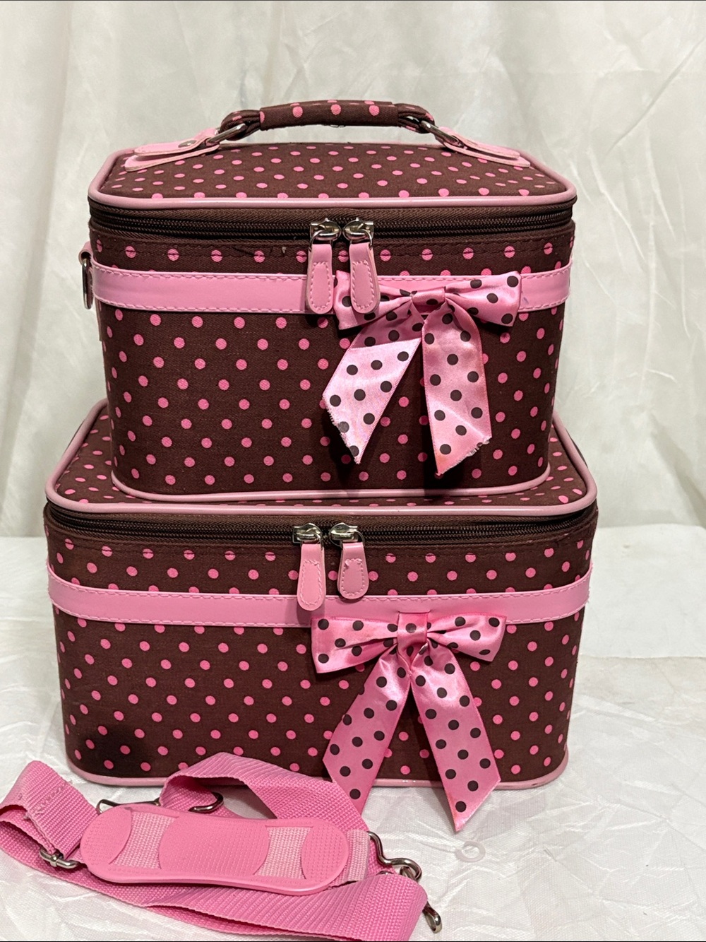 Polka Dot Cosmetic Train Case Set